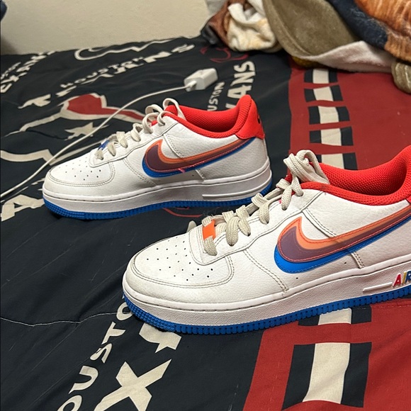 Nike Kids Sneakers White and Red with Blue Accents - Picture 3 of 3